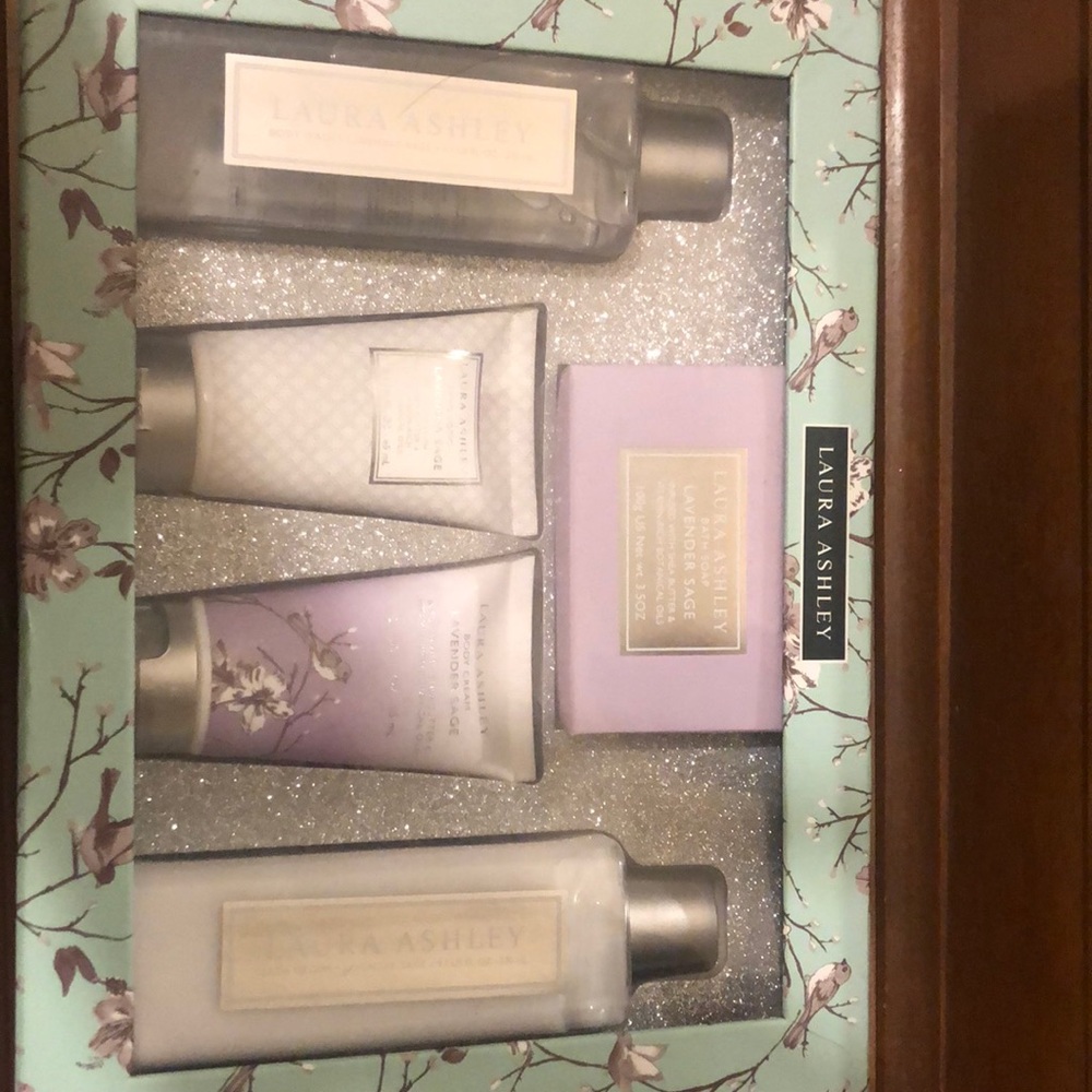 laura ashley lavender bathroom set